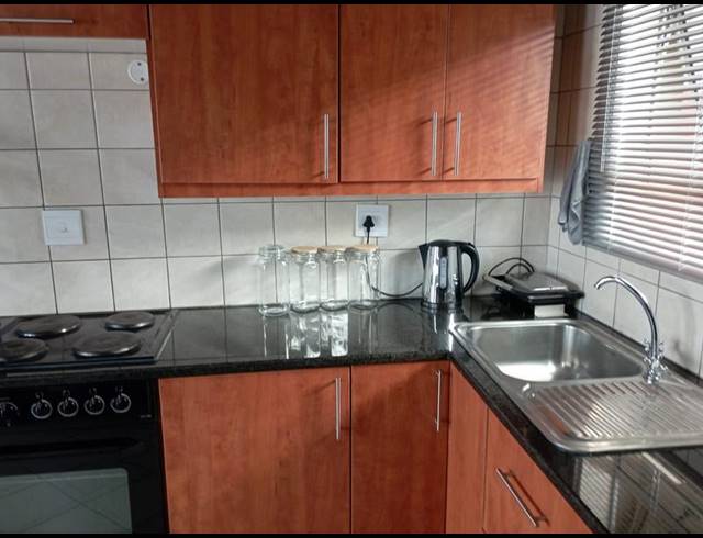 1 BEDROOM PROPERTY TO RENT IN KANONIERSPARK